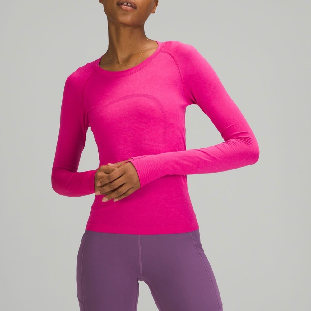 NWOT Swiftly Tech Long Sleeve Shirt 2.0 *Race Length Sonic Pink